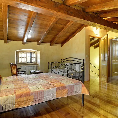 Family Friendly House With A Swimming Pool Valtura, - 22734 Pula