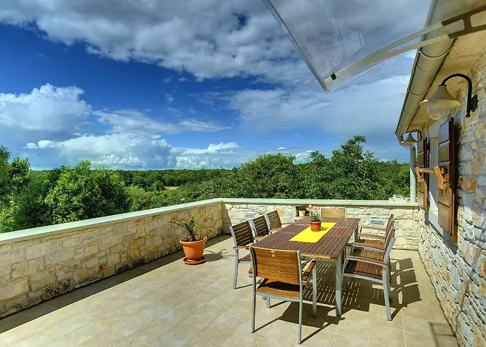 Family Friendly House With A Swimming Pool Valtura, - 22734 プーラ